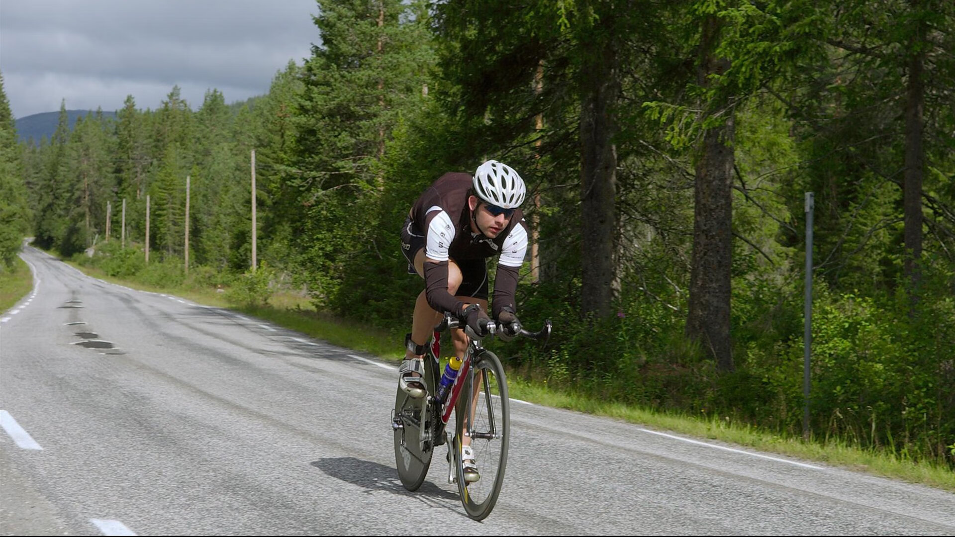 恩佐破茧成蝶,巴西险胜南非晋级四强