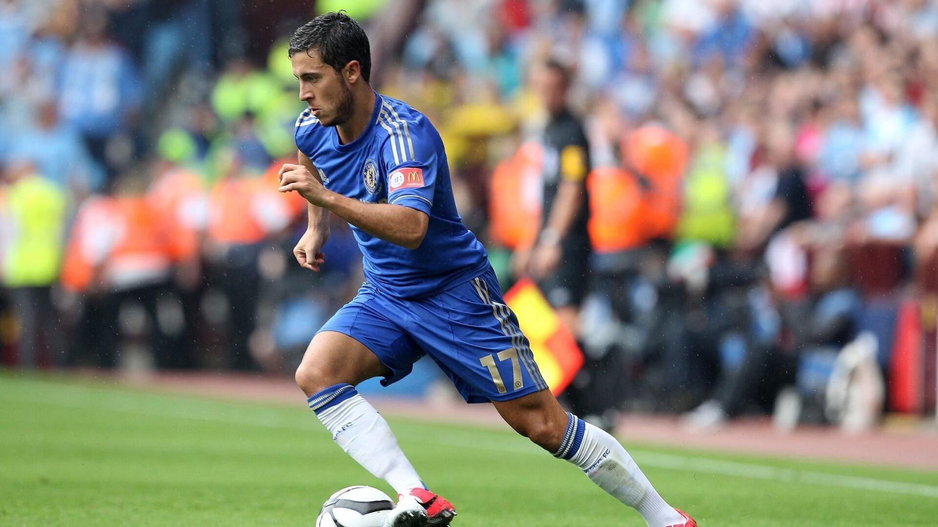 上海队战术革新碾压勇士,范弗利特惊艳四座背后的篮球哲学